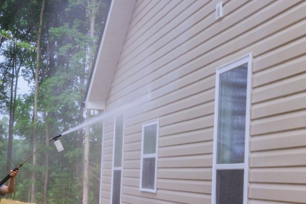 Cost of House Washing in Renton