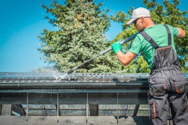 Cost of Gutter Power Washing in Renton