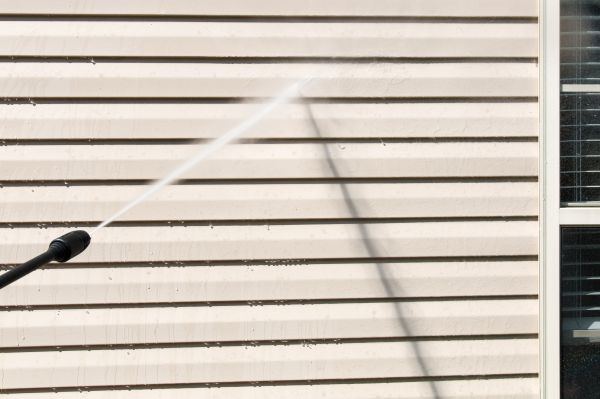 Cost of Apartment Power Washing in Renton