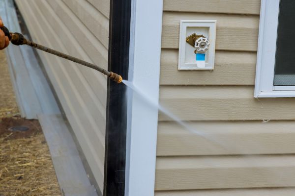 Cost of Vinyl Siding Cleaning in Renton